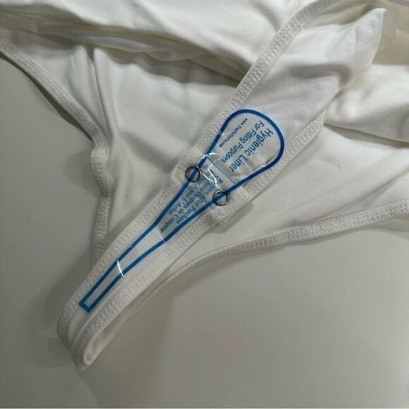 NWT Good American Deep V Long sleeve Bodysuit size 4X - Picture 9 of 12